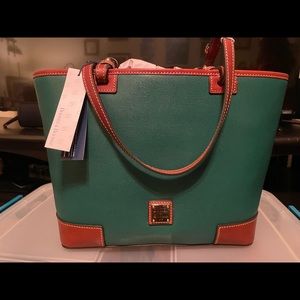 Dooney Small Leisure Shopper Tote